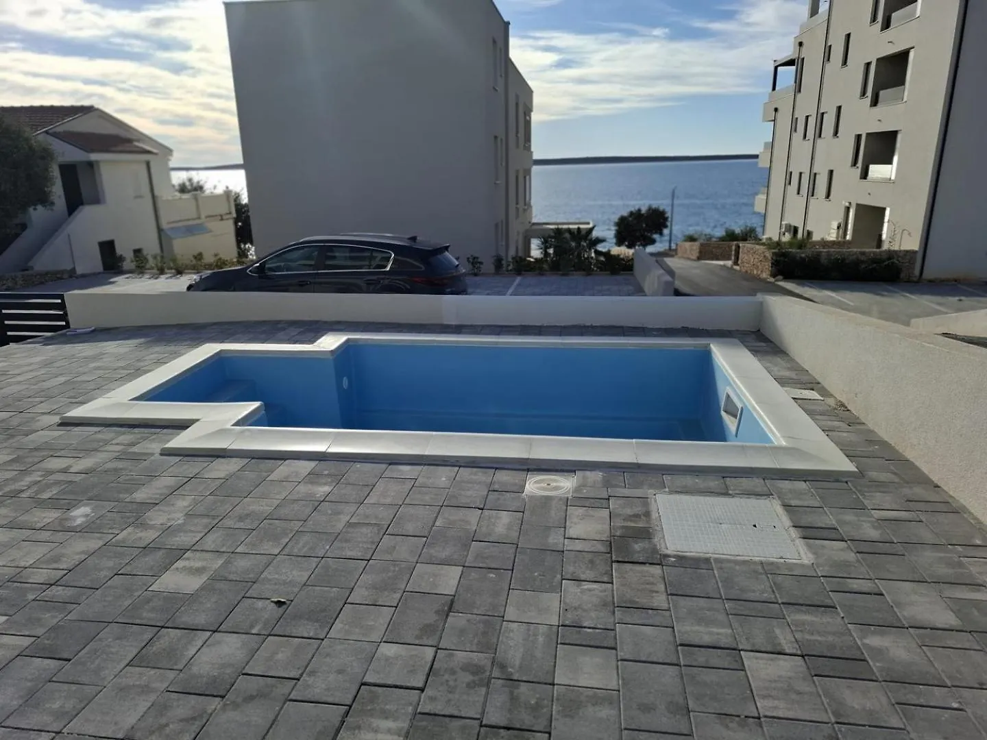 Sunshine Apartment Complex With A Pool By The Beach - Mandre, Pag Mandre